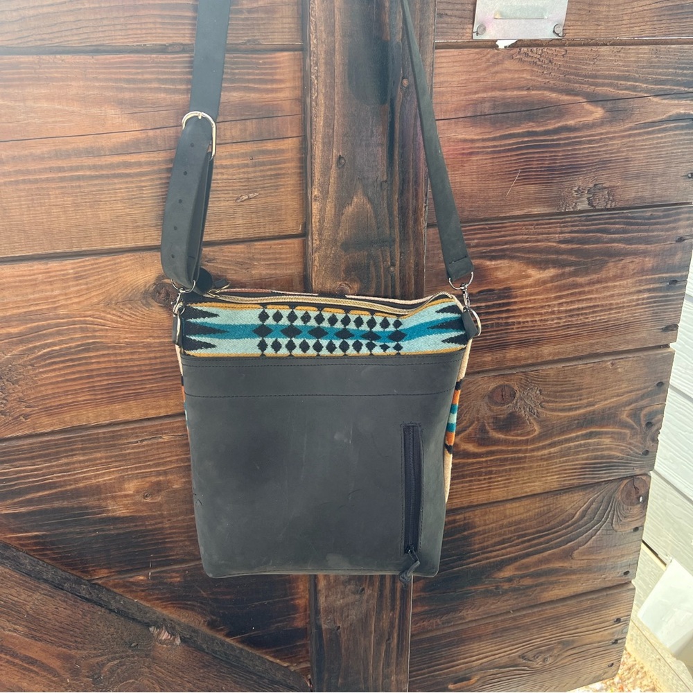 Pendleton crossbody - Picture 2 of 2